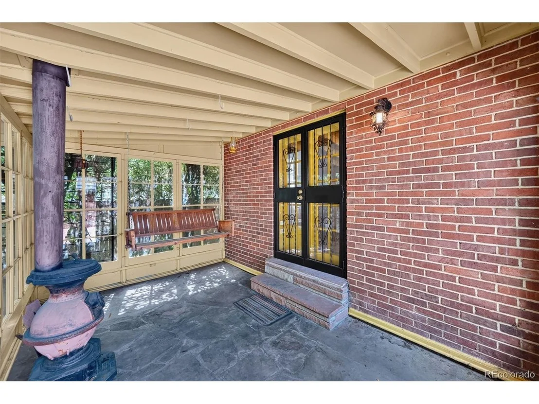 Photo of 360 Jasmine St
