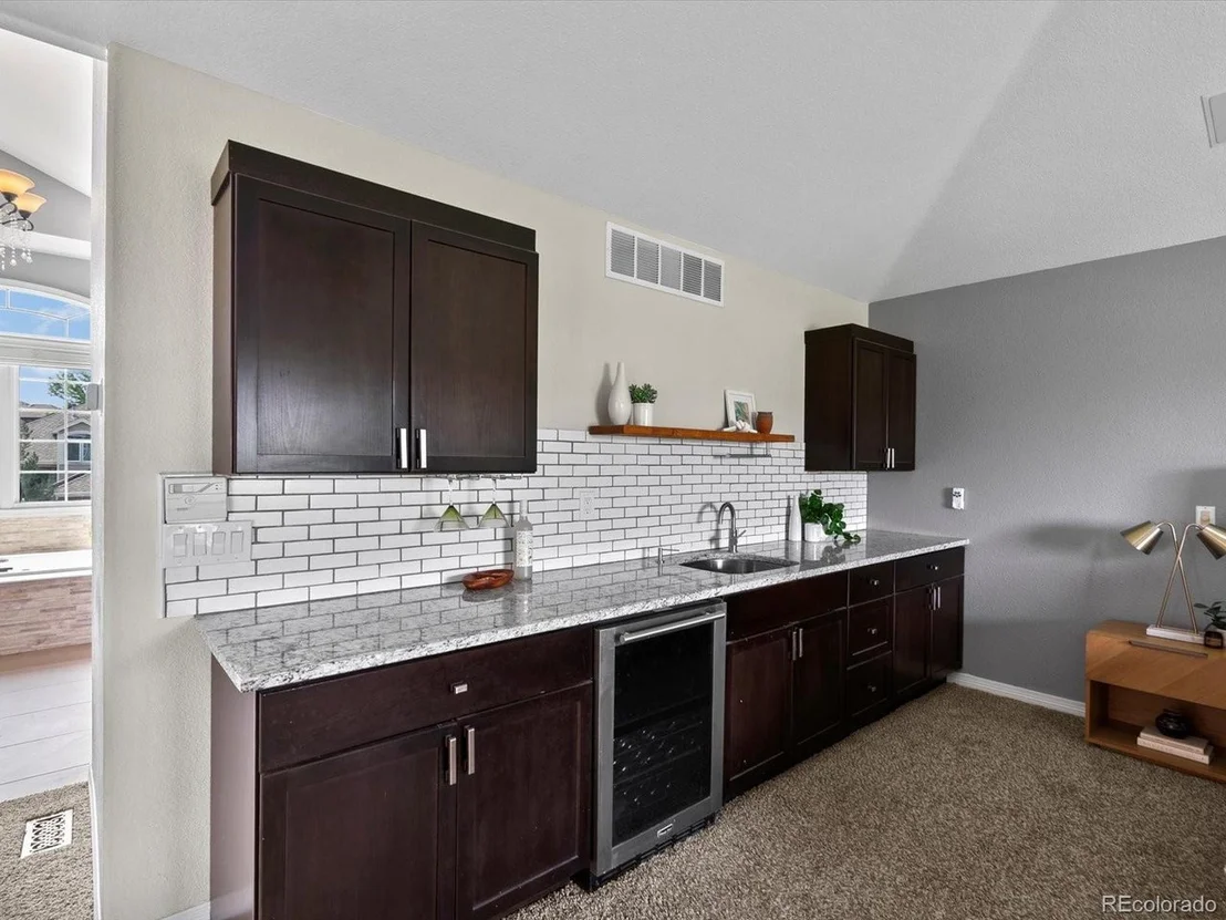 Photo of 8425 Green Island Cir