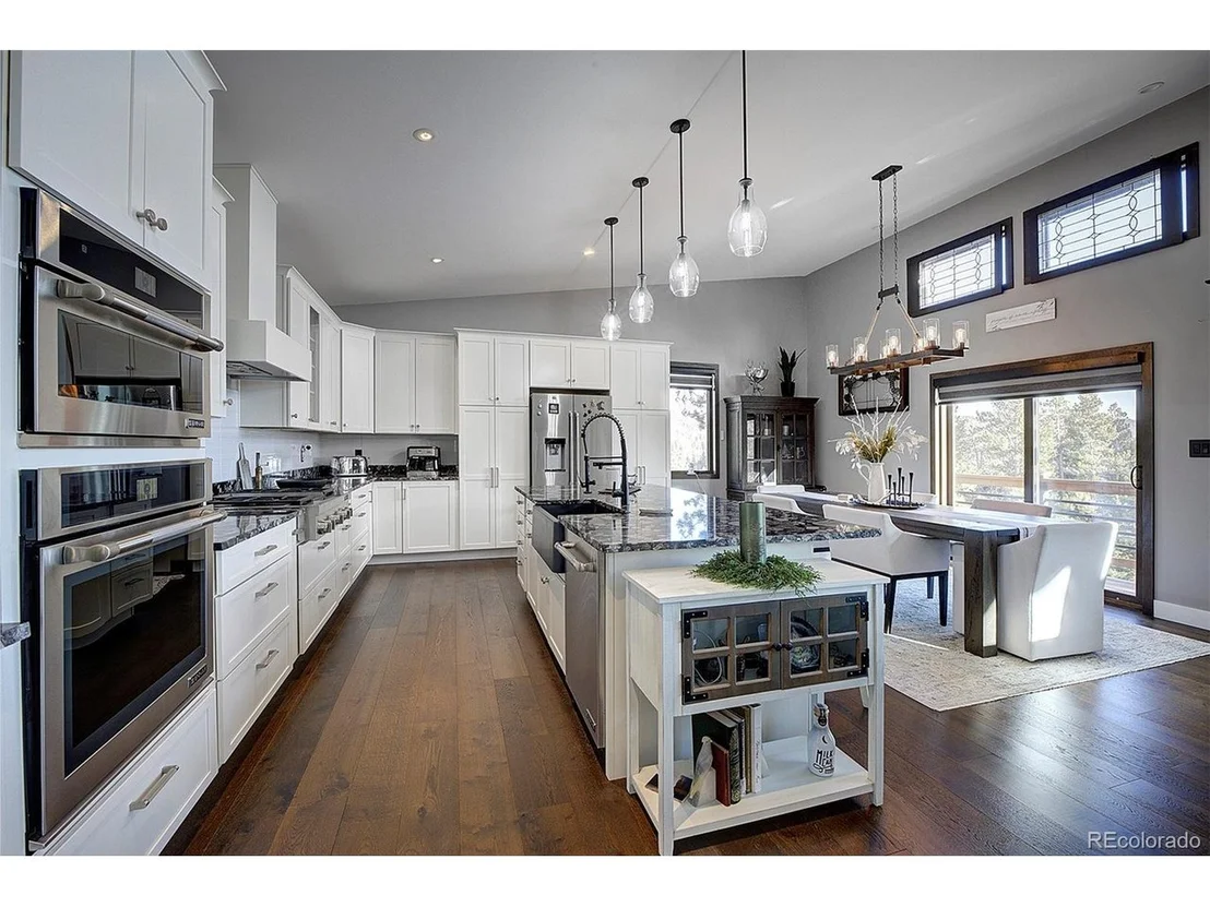 Photo of 94 Crest View Dr