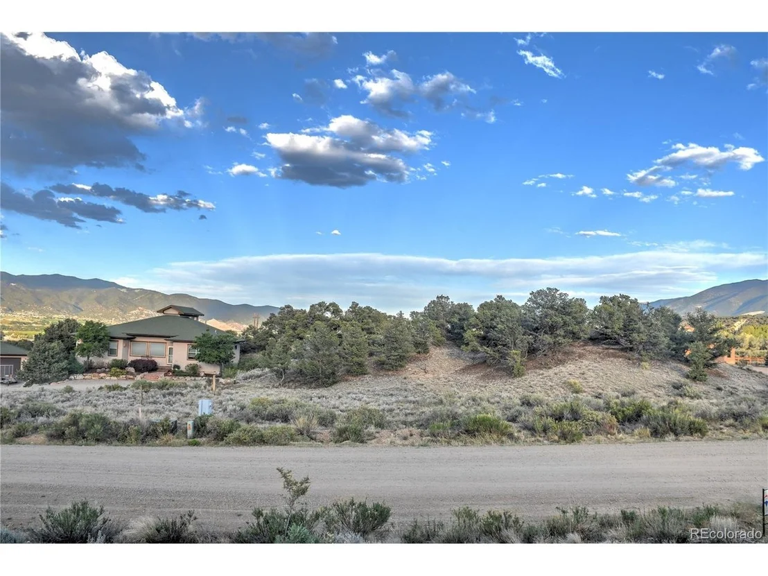 Photo of 9773 Arroyo Dr