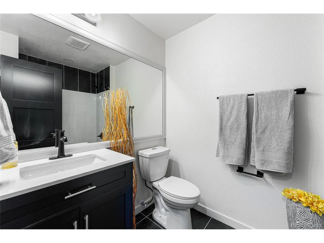 Photo of 1401 Hillside Dr