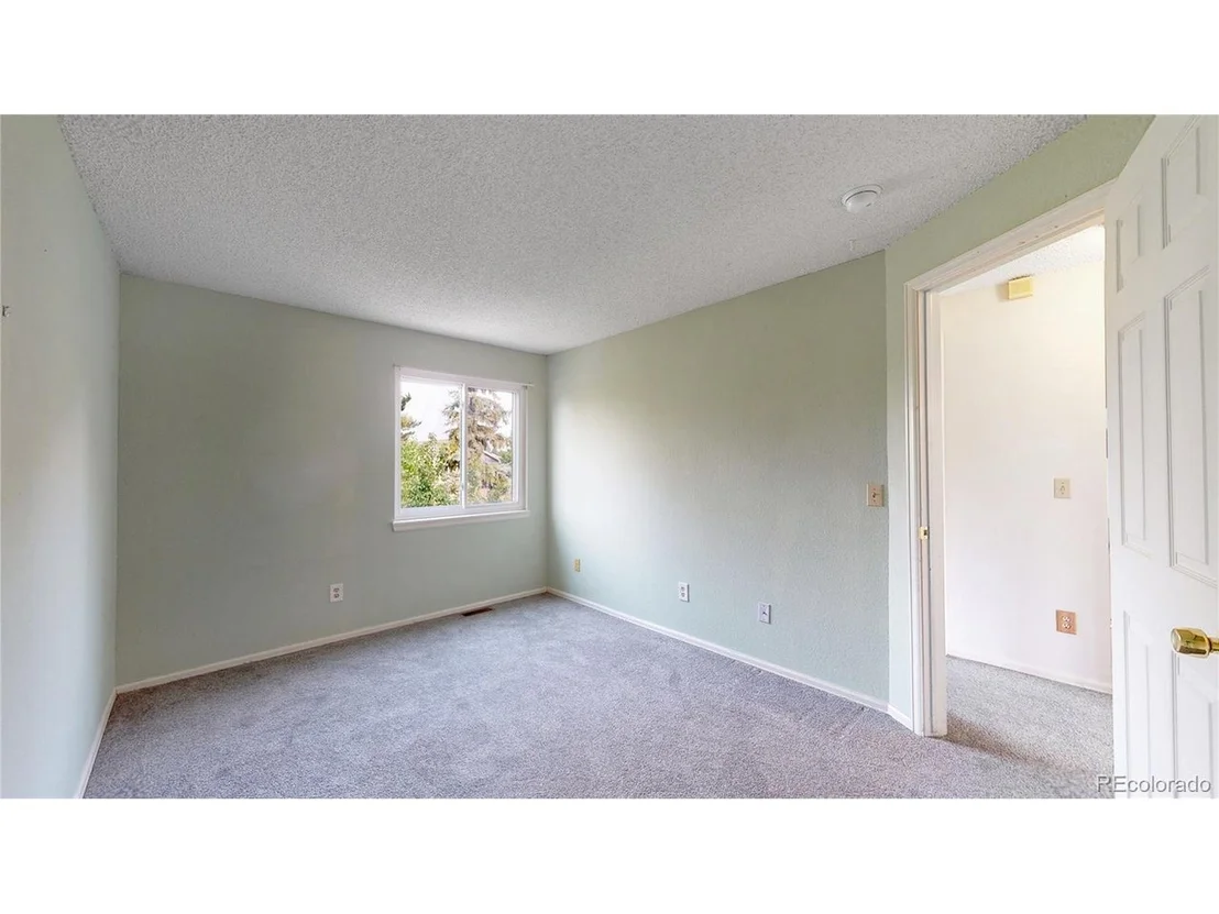 Photo of 4974 S Dunkirk Way