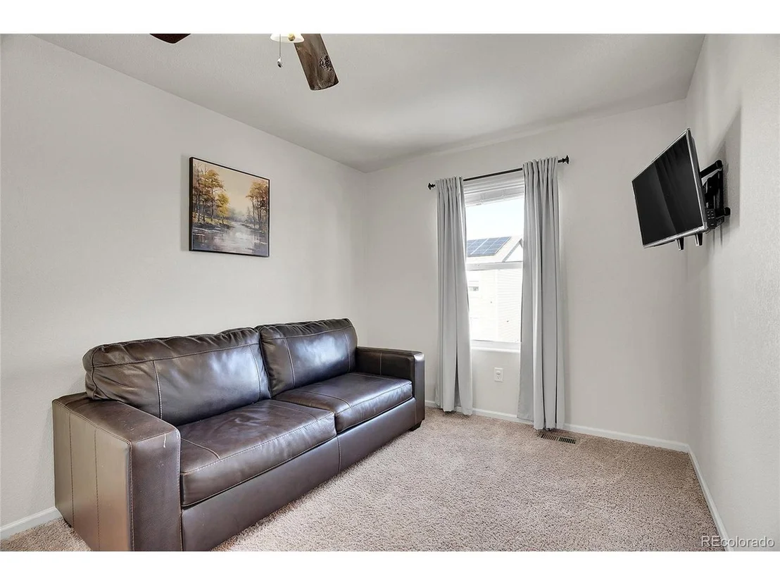 Photo of 567 Solano Dr