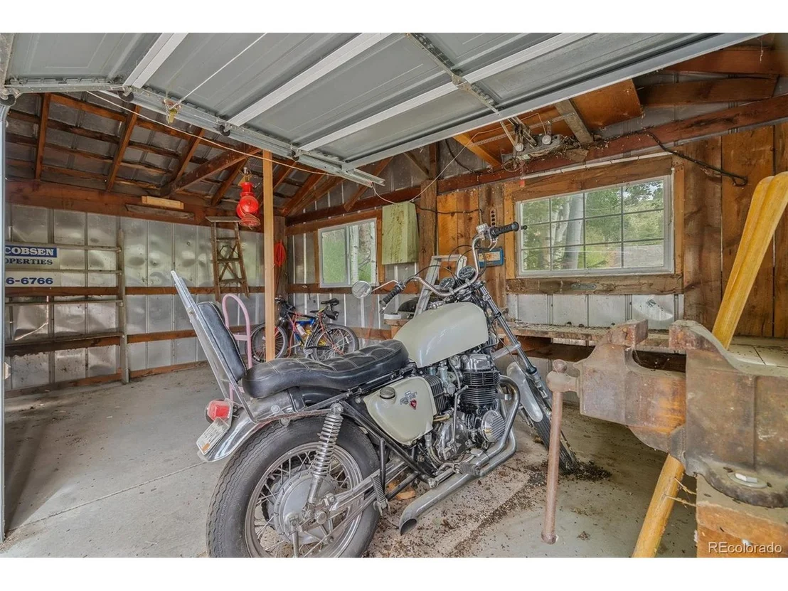 Photo of 3909 County Road 72