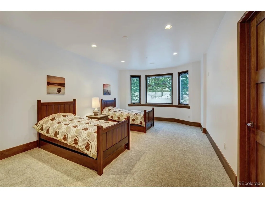 Photo of 219 Glen Eagle Loop
