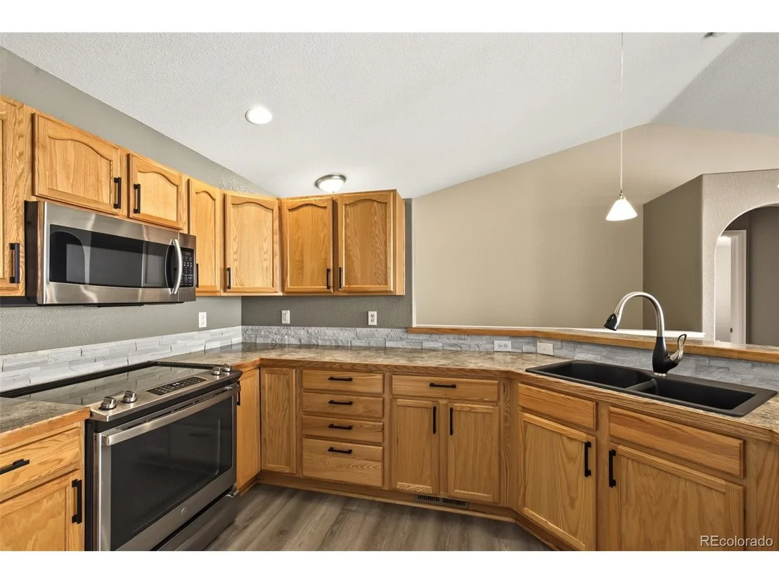 Photo of 385 Cholla Dr