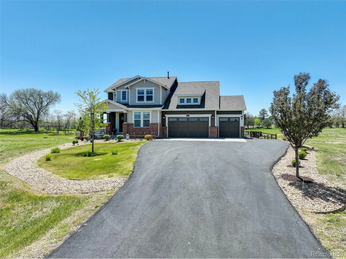 Photo of 2617 Loyd Cir
