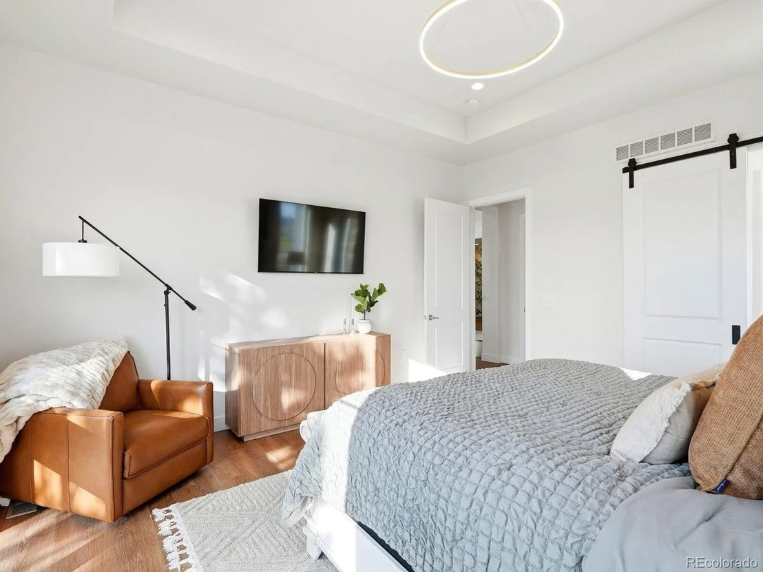 Photo of 1675 Arrowpoint Ct
