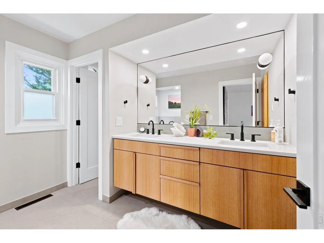 Photo of 3497 Iris Ct