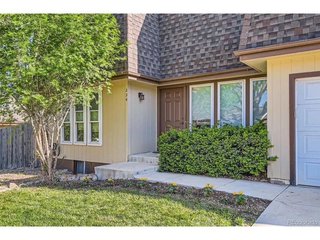 Photo of 234 Cypress Cir