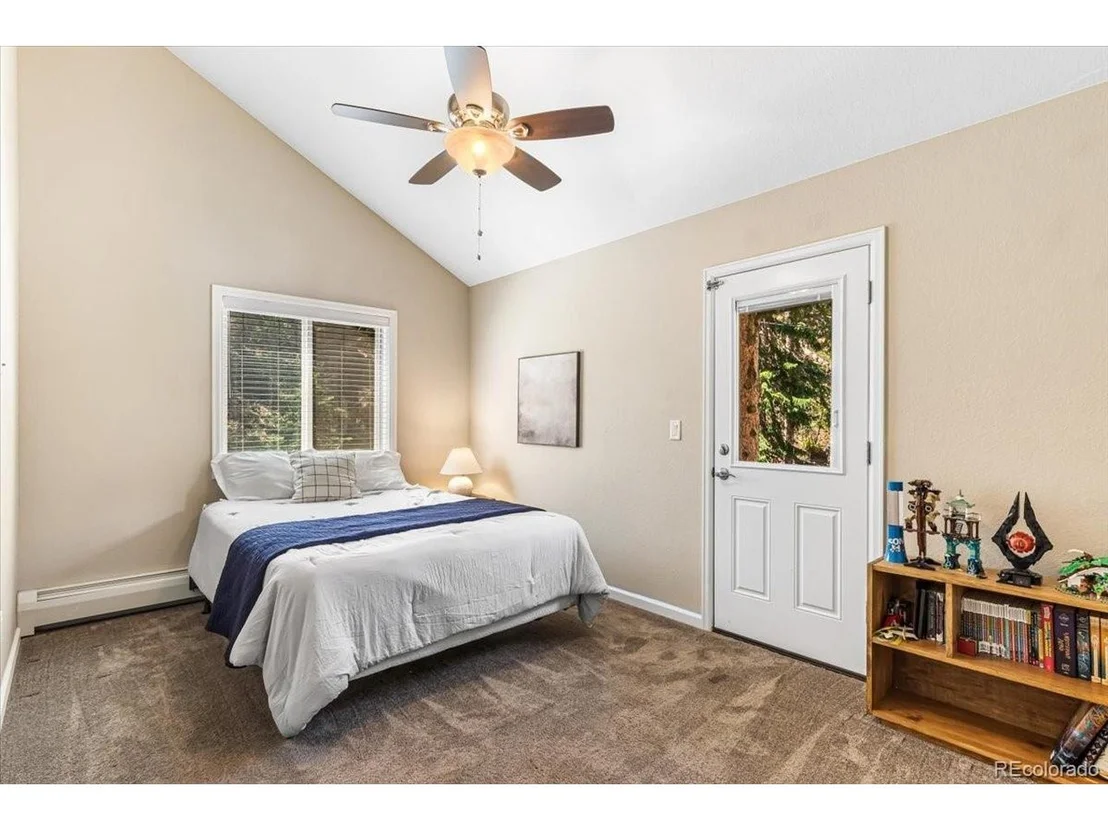 Photo of 34038 Forest Estates Rd