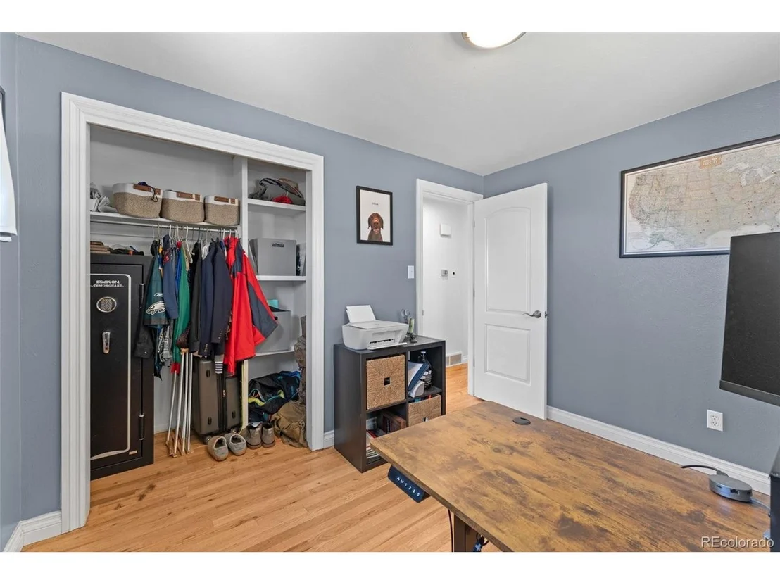 Photo of 6518 W 70th Pl