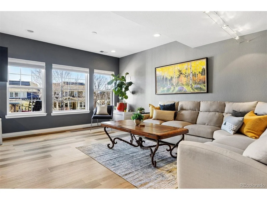Photo of 8610 Zircon Way