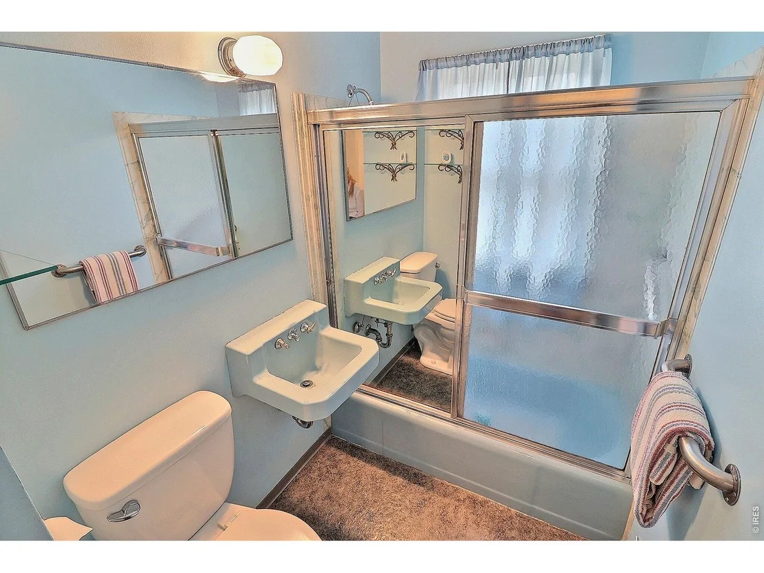 Photo of 3001 Sunset Dr