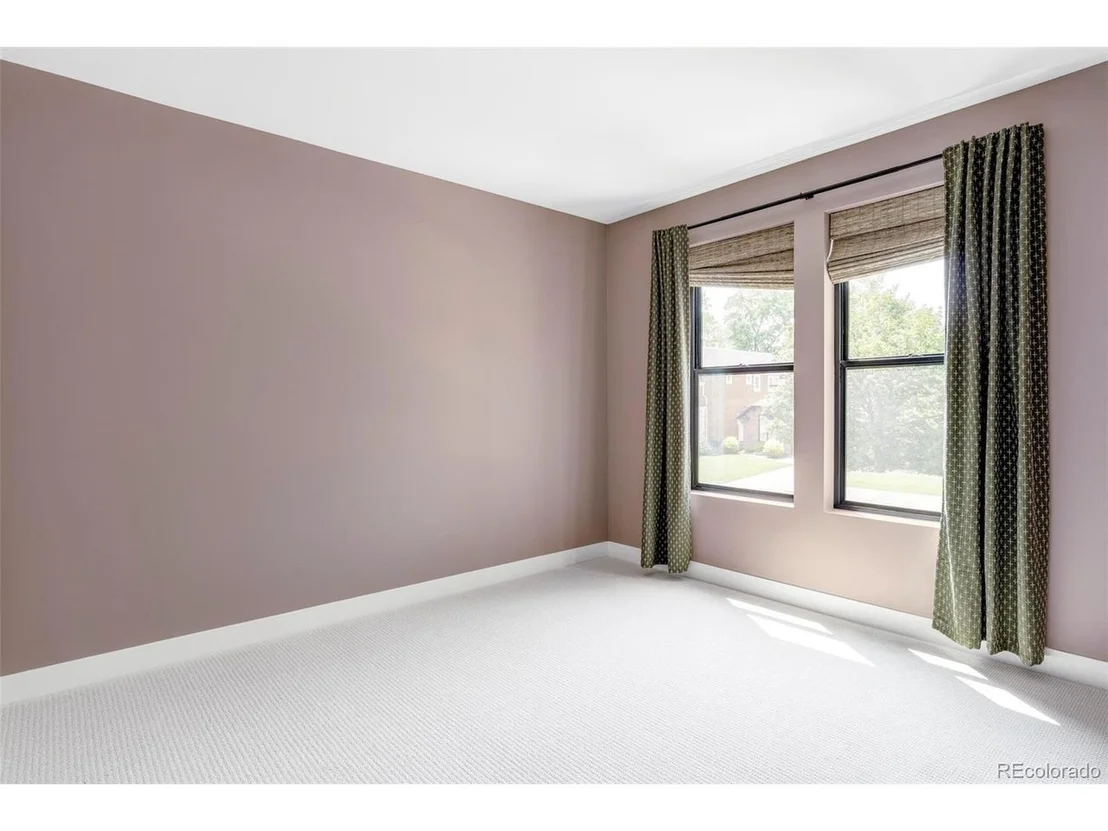 Photo of 330 Elm St