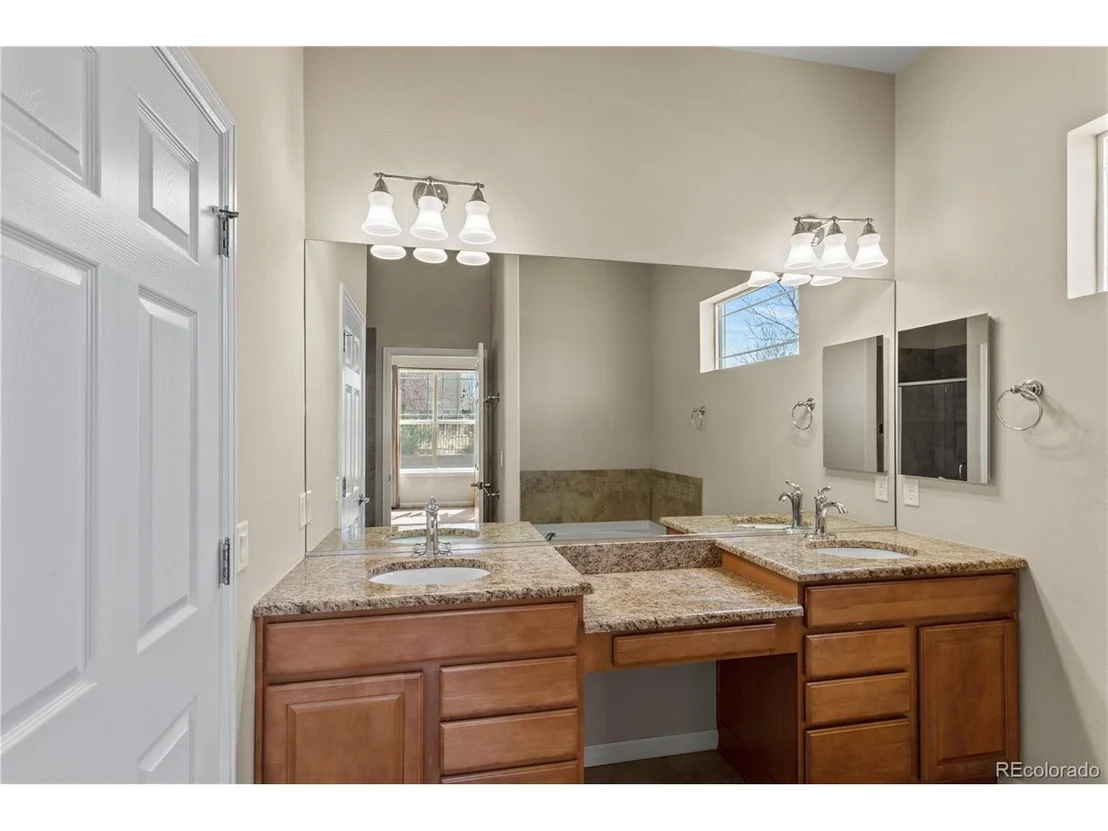 Photo of 4680 Belford Cir