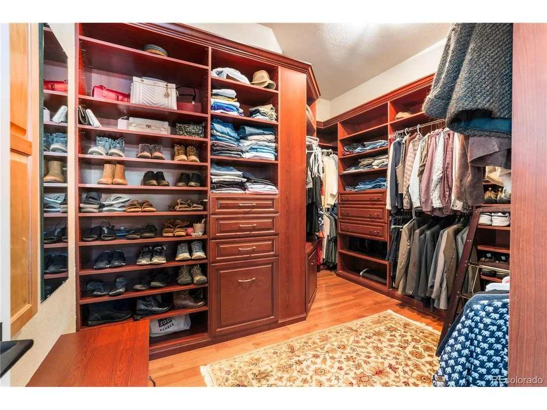 Photo of 7723 Devinney Ct