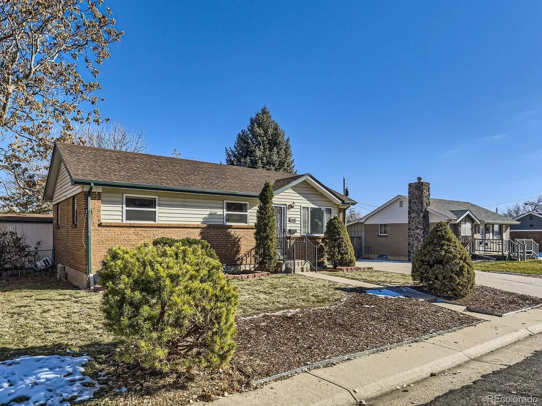 Photo of 11338 Fowler Dr