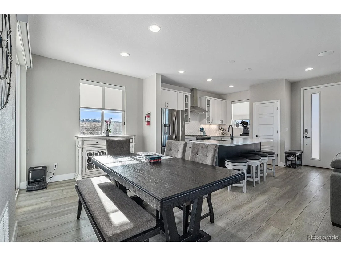 Photo of 6183 Stable View St