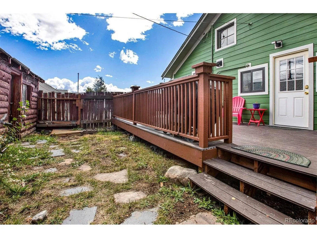 Photo of 728 Front St