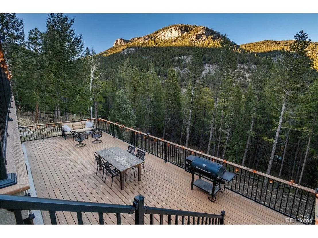 Photo of 212 Juniper Ln