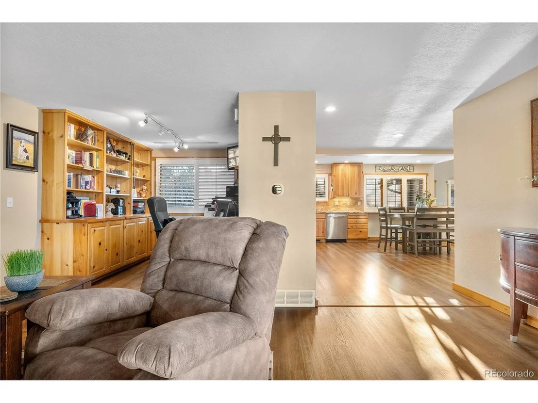 Photo of 9783 Zephyr Dr