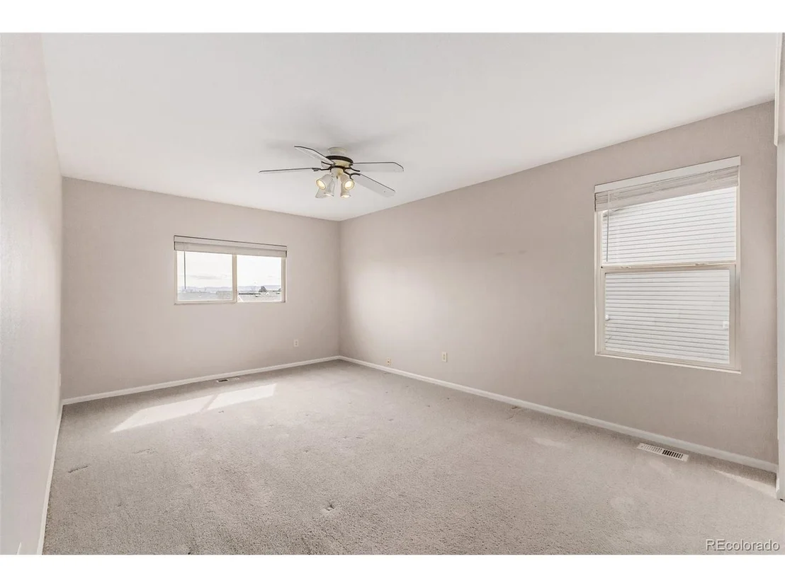Photo of 452 E 78th Dr