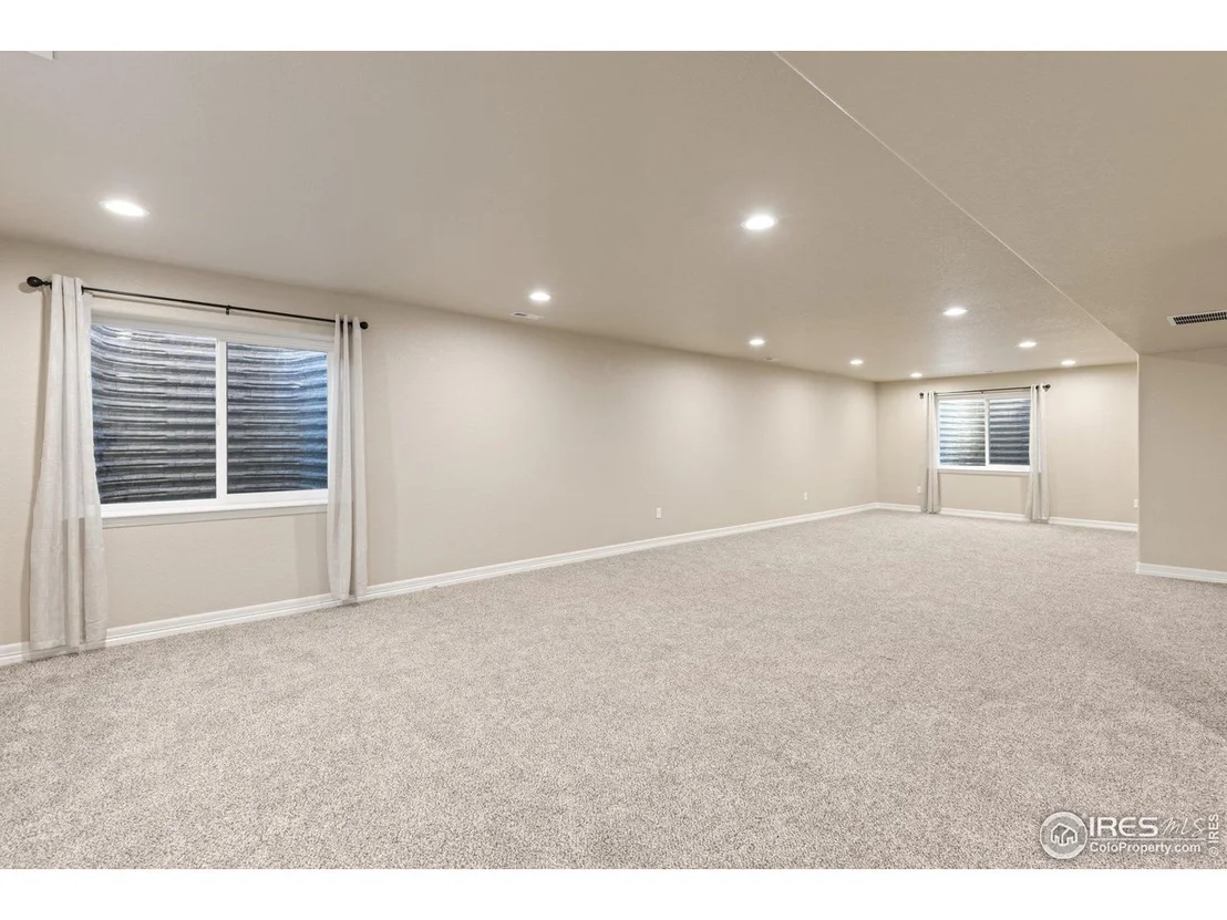 Photo of 6038 Carmon Dr