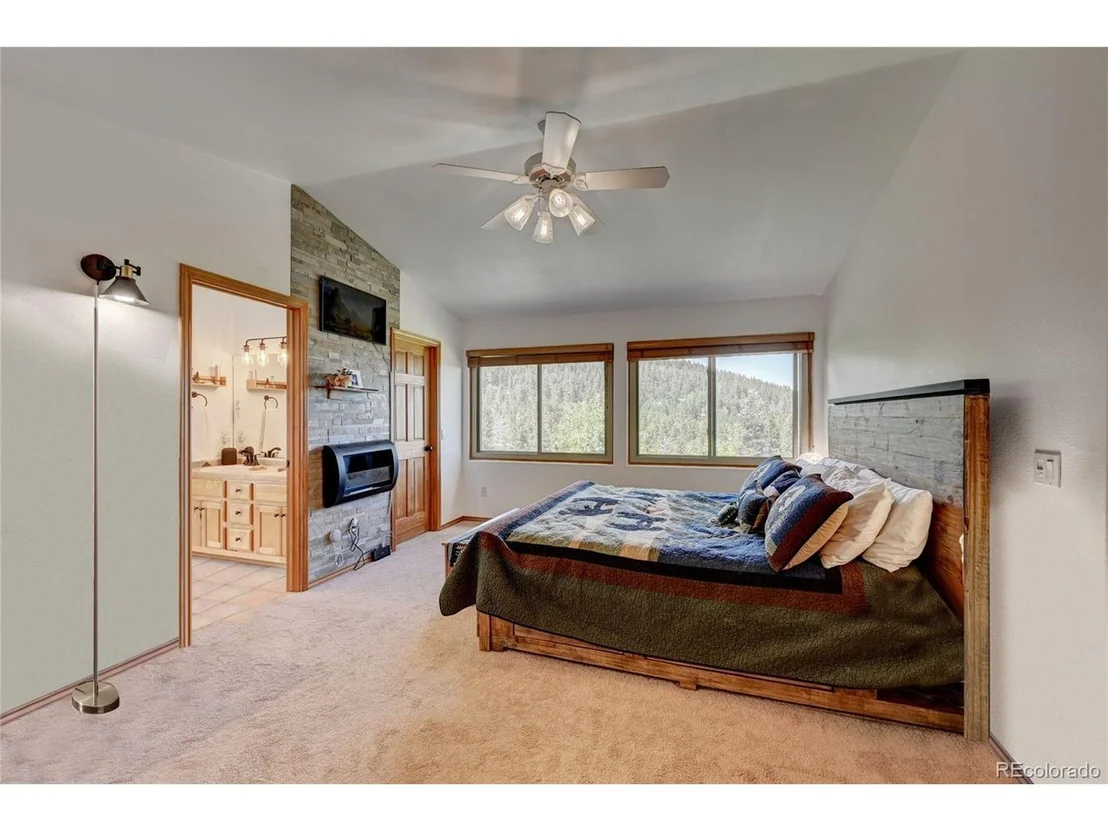 Photo of 1587 Sinton Rd