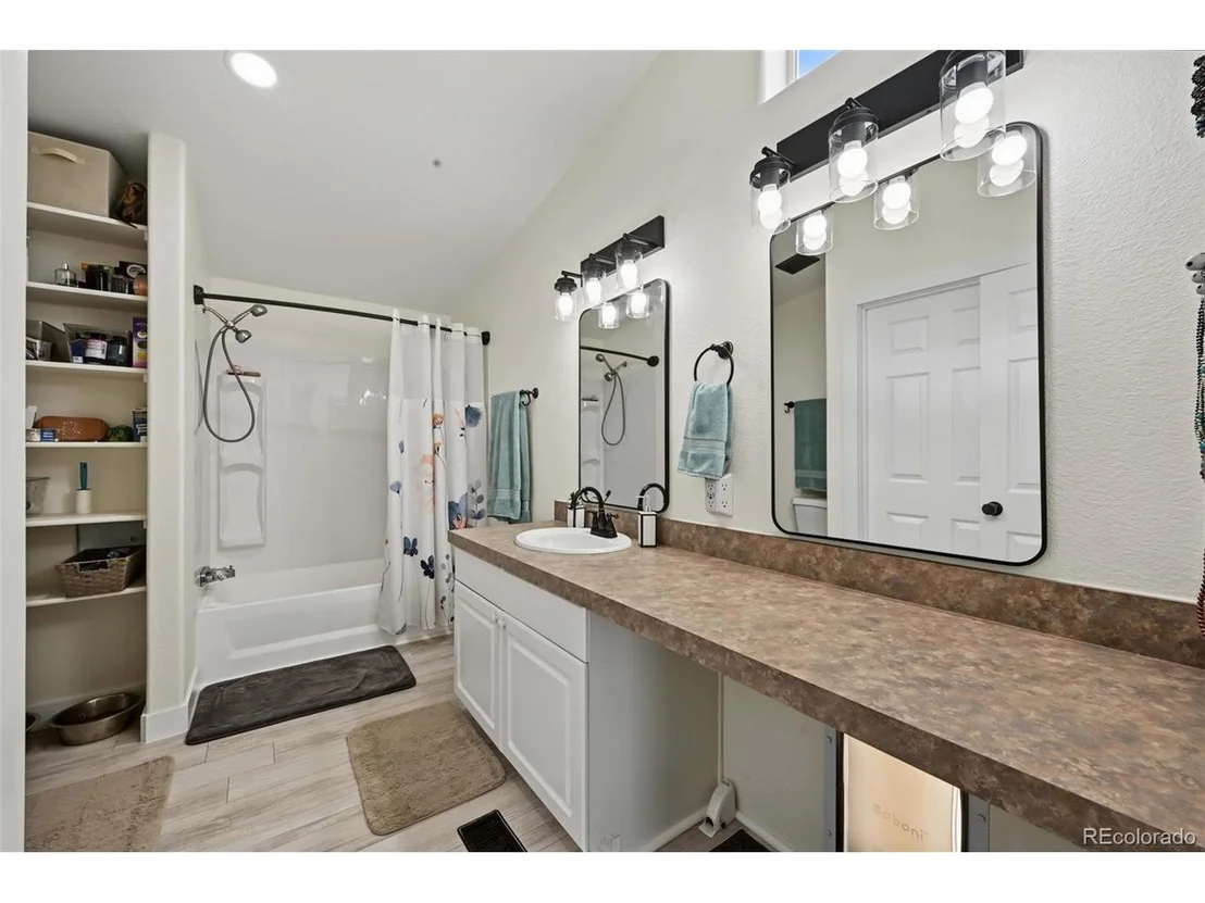 Photo of 888 14th Trl