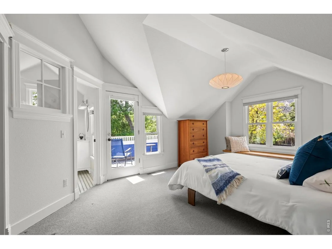 Photo of 804 Dewey Ave
