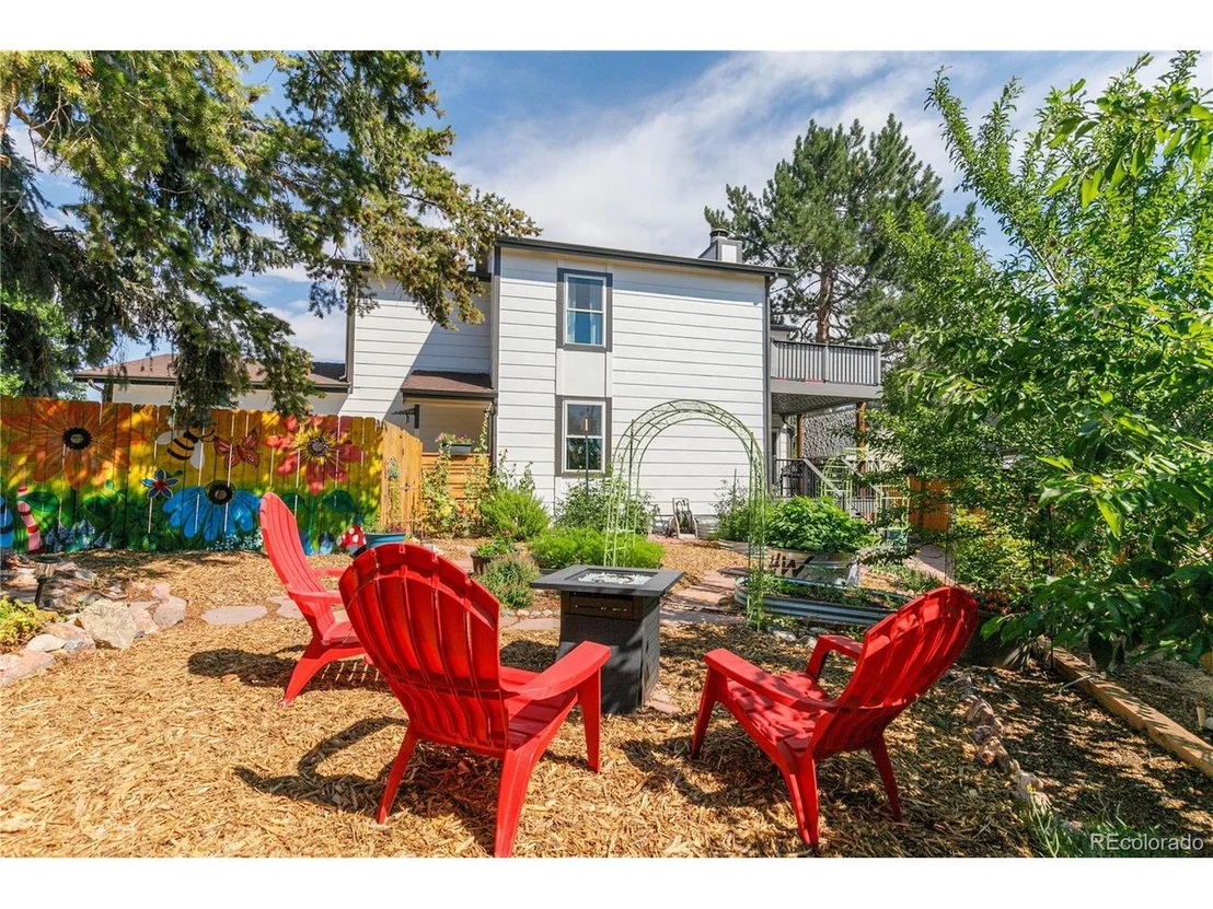 Photo of 5633 W 71st Pl