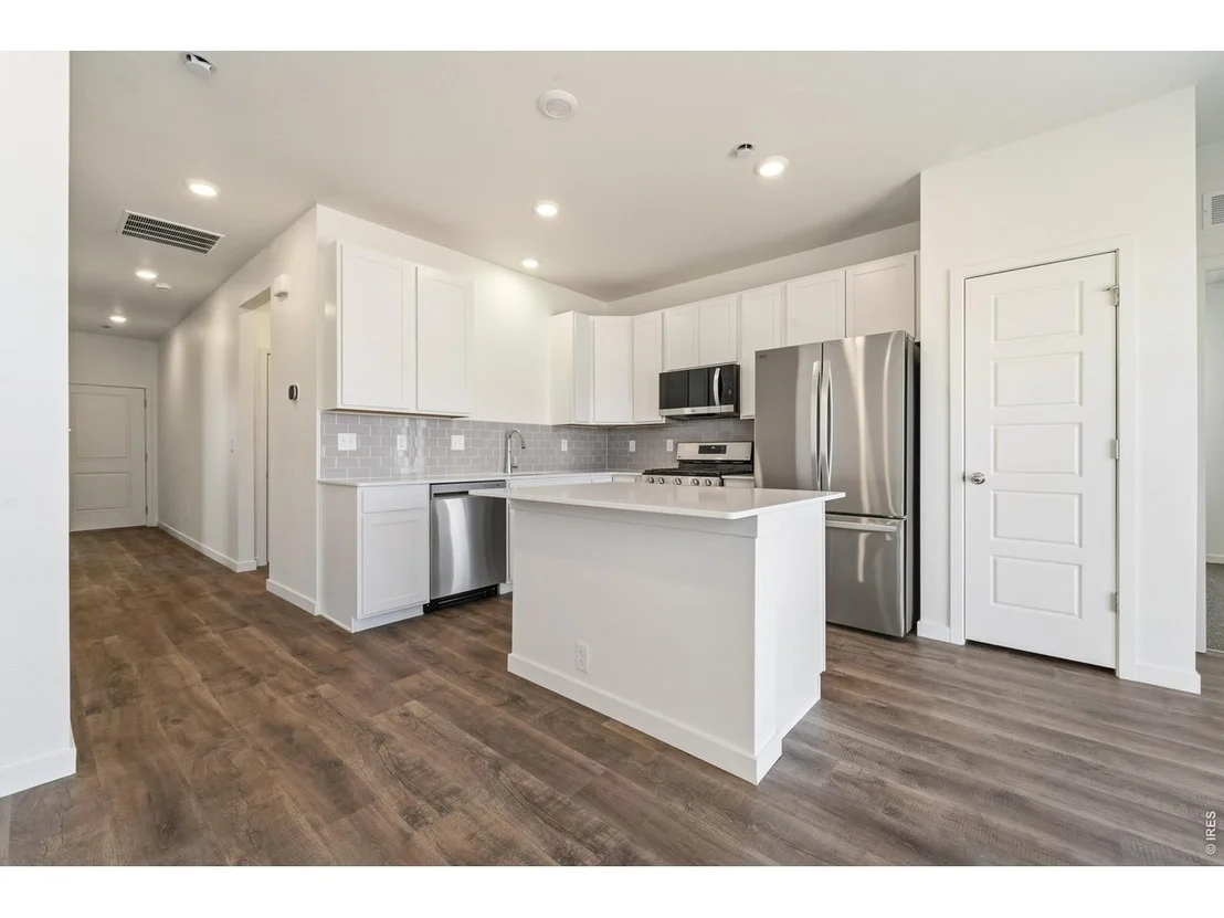 Photo of 3900 Soapstone St