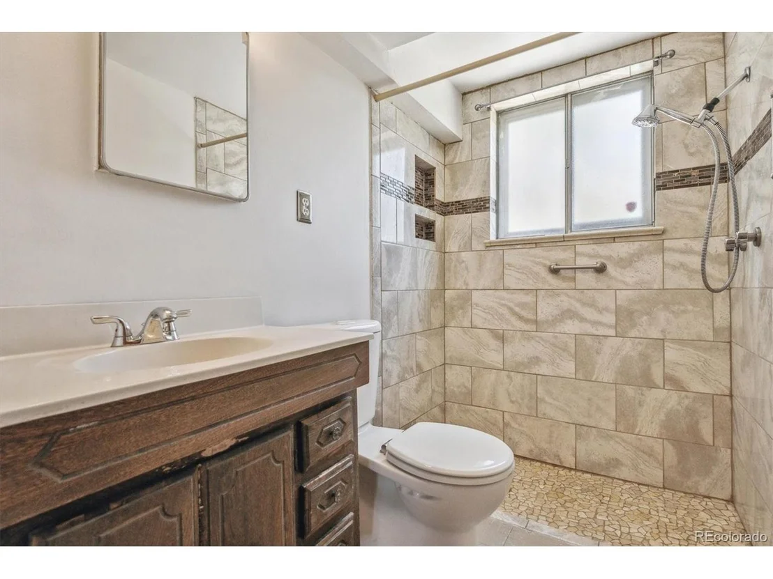 Photo of 9598 Lou Dr