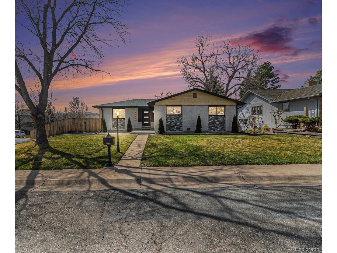 Photo of 6711 Field St