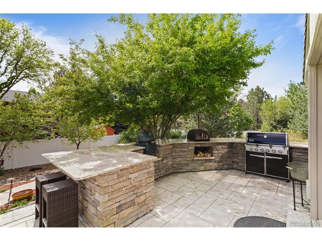 Photo of 5742 Yank St