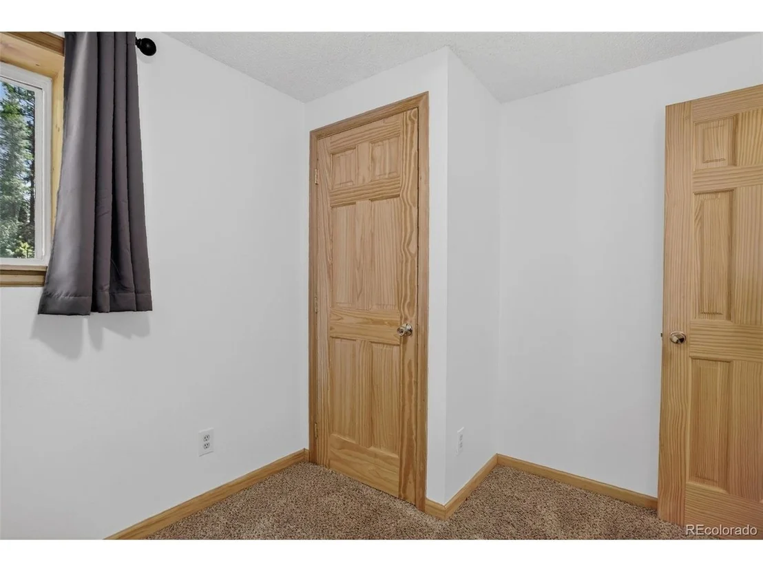 Photo of 11135 Kennedy Ave