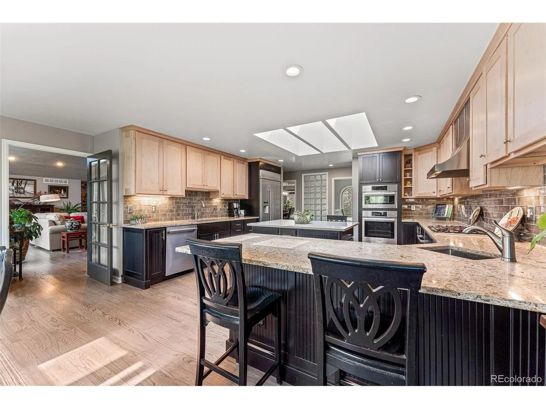 Photo of 5911 Crestbrook Dr