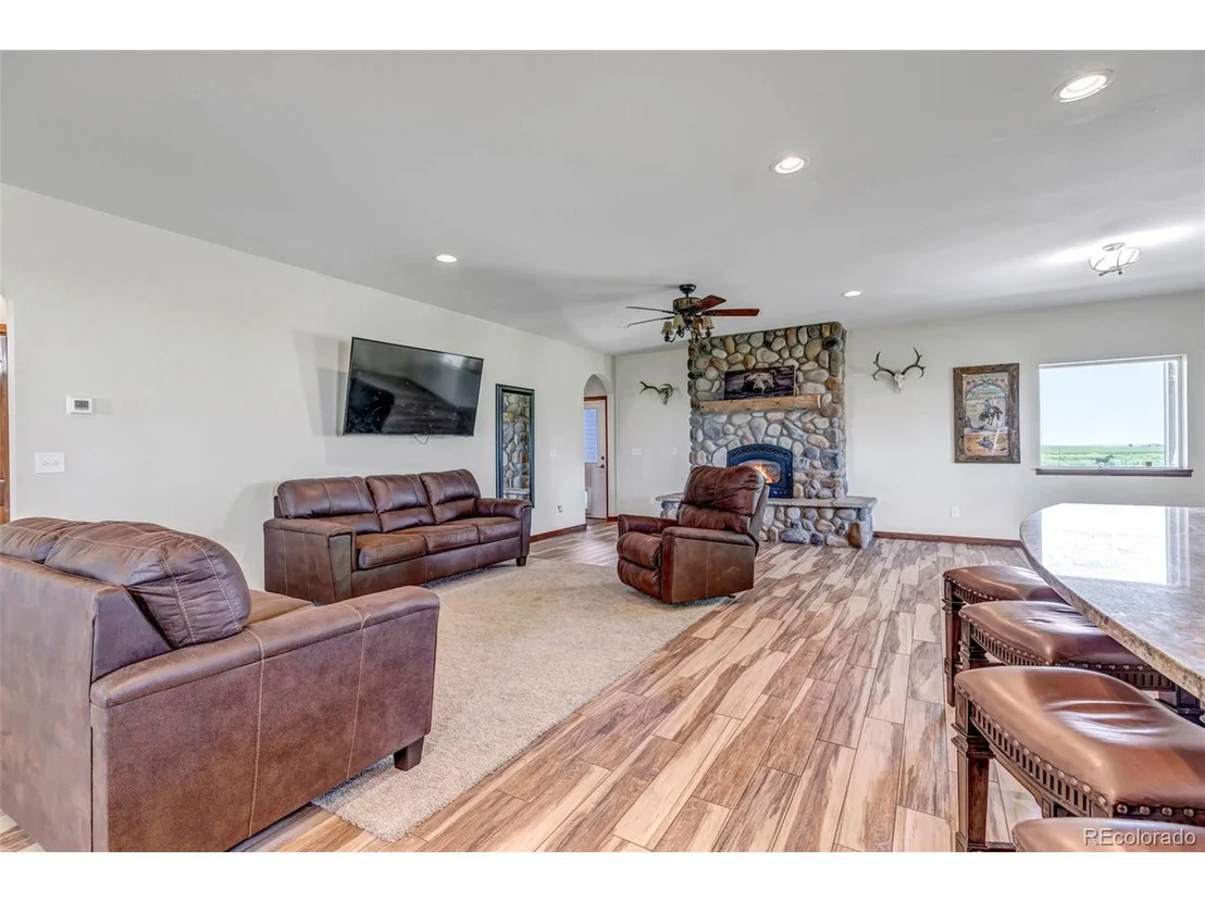 Photo of 6001 Xmore Rd
