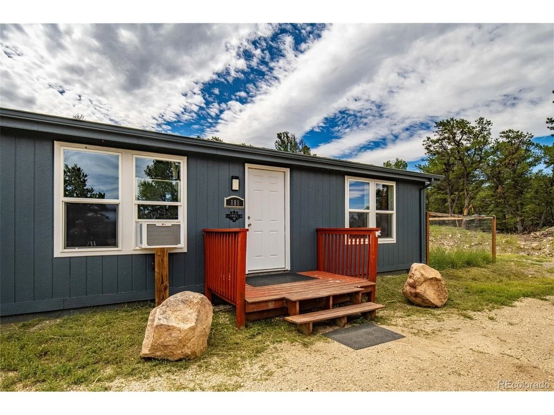 Photo of 888 14th Trl