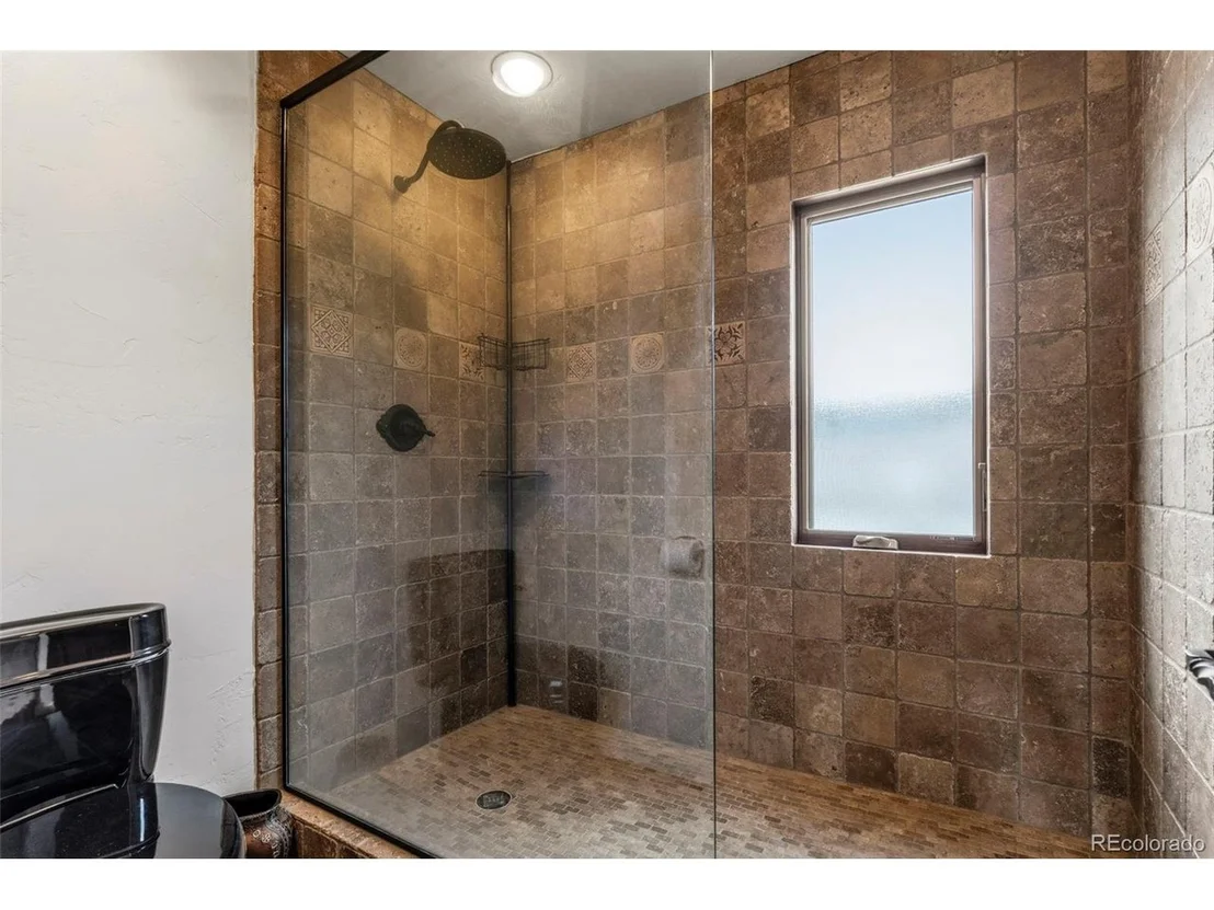 Photo of 28098 Green Valley Ln