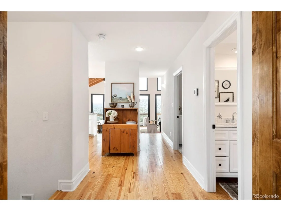 Photo of 443 Eagle Trl