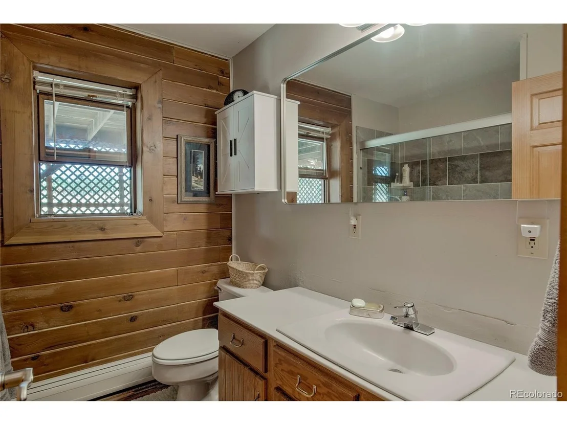 Photo of 653 Vine Rd
