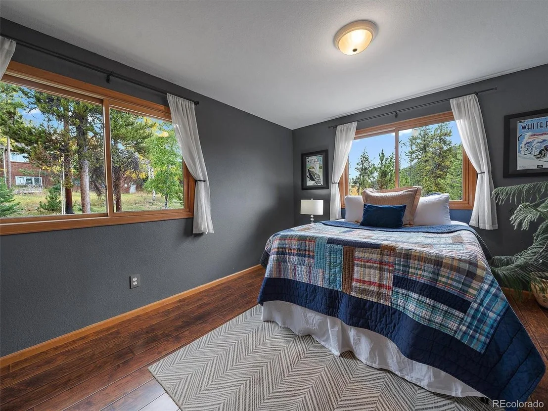 Photo of 34878 Forest Estates Rd