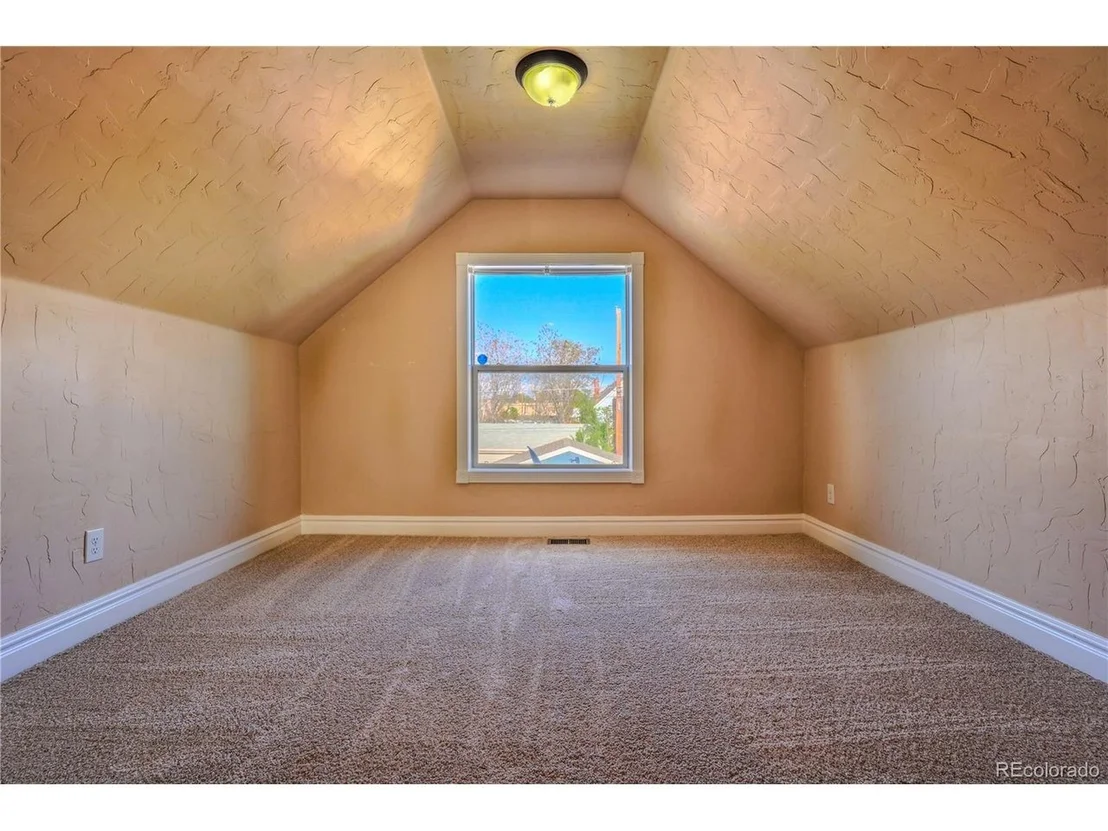 Photo of 360 Inca St