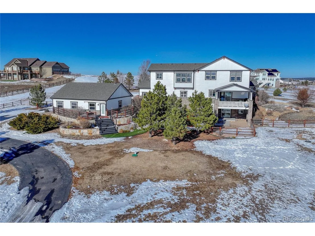 Photo of 33100 Ridgeview Loop