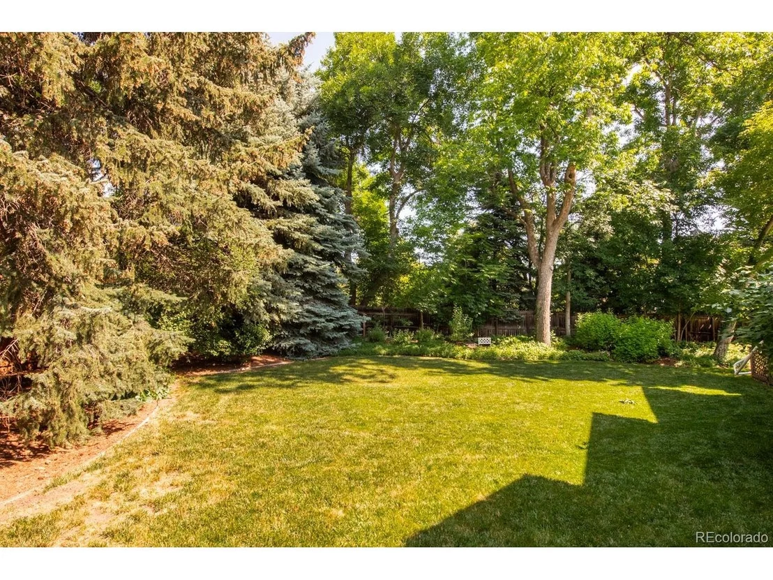 Photo of 1127 Juniper Ave