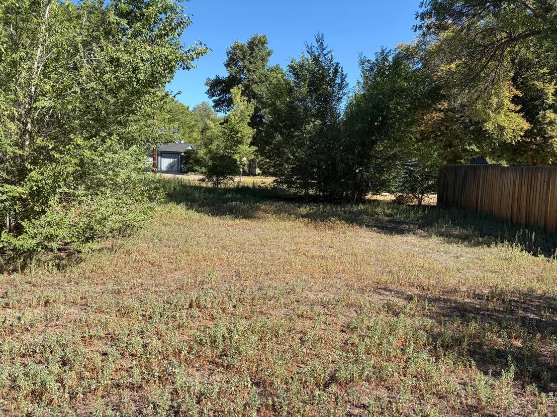 Photo of 207 5th Ave