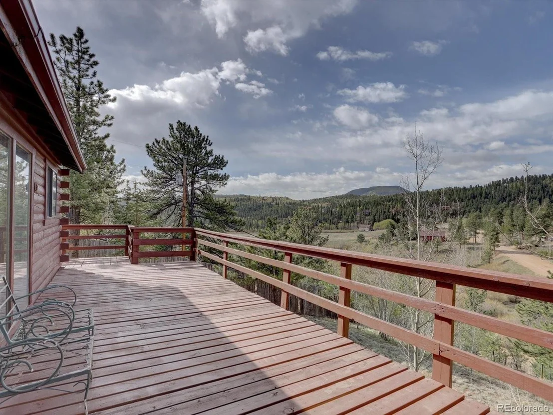 Photo of 353 Elk Creek Dr