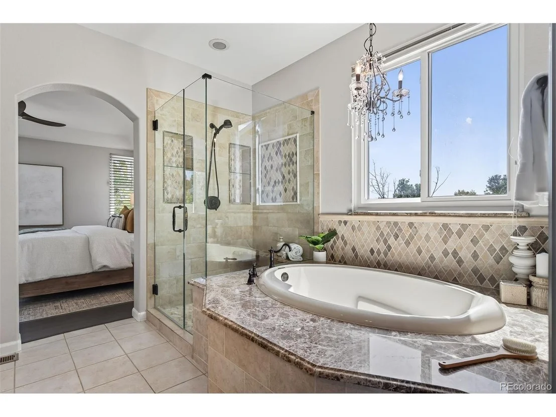 Photo of 6114 Devinney Ct